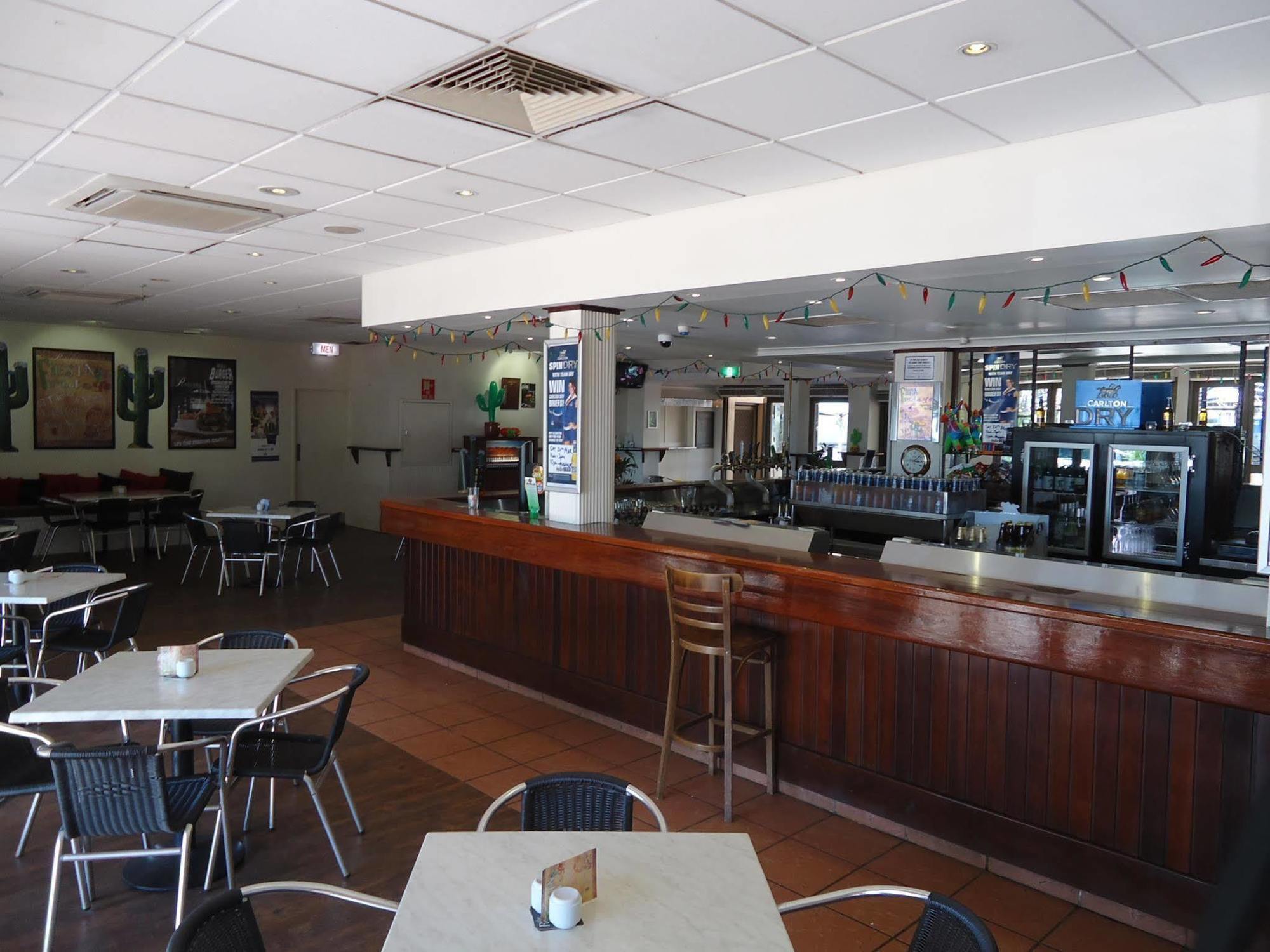 Roebuck Bay Hotel Broome Buitenkant foto